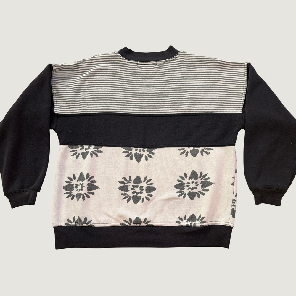 Metro Basic Womens Vintage Sweatshirt Black Floral Striped Colorblock Size M - Picture 3 of 5